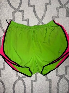 Nike Neon Green & Pink Running Shorts with Contrast Trim Women’s XL